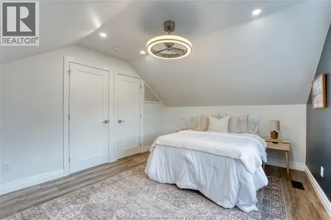 434 Grove Avenue Windsor ON N9A 6G2