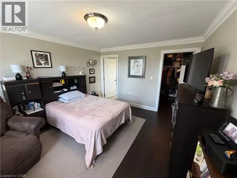 31 Bishop Tonnos Way Hamilton ON L9B 2L7