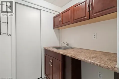 2737 King Street East Hamilton ON L8G 5H1