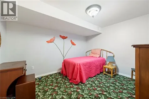 2737 King Street East Hamilton ON L8G 5H1