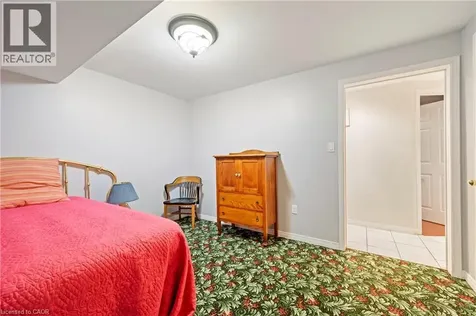 2737 King Street East Hamilton ON L8G 5H1