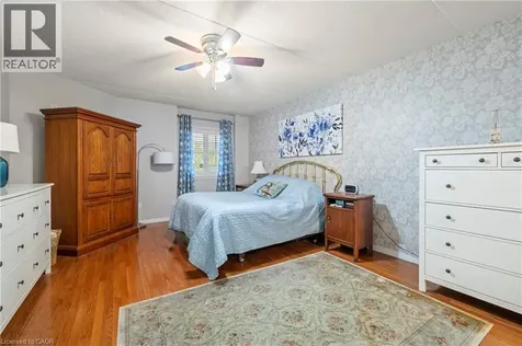 2737 King Street East Hamilton ON L8G 5H1