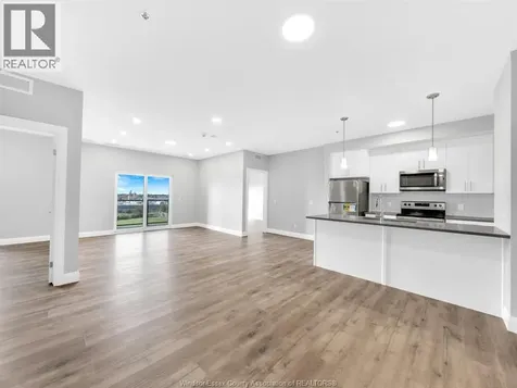 4785 Walker Road Windsor ON N9A 6J3
