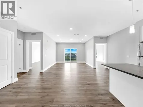 4785 Walker Road Windsor ON N9A 6J3