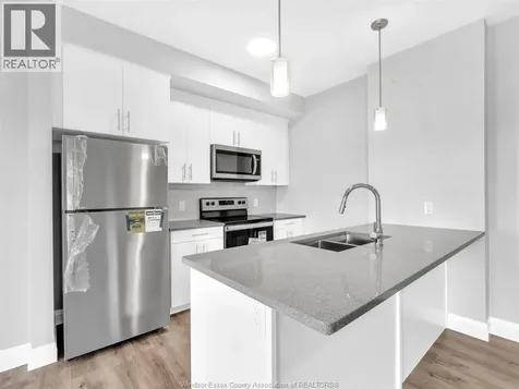 4785 Walker Road Windsor ON N9A 6J3