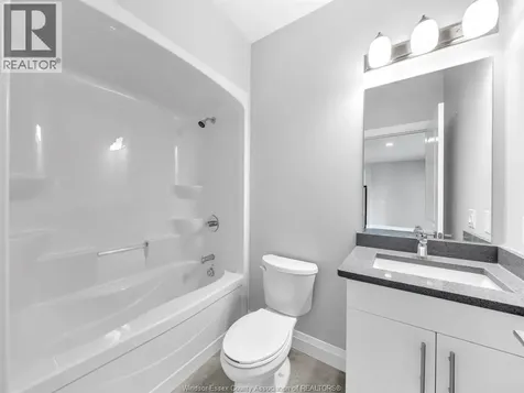4785 Walker Road Windsor ON N9A 6J3