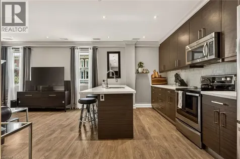 2 King Street West Dundas ON L9H 6Z1
