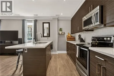 2 King Street West Dundas ON L9H 6Z1