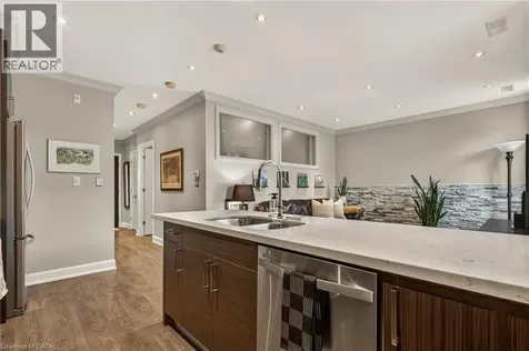 2 King Street West Dundas ON L9H 6Z1