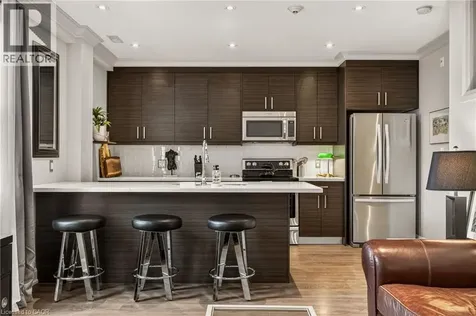 2 King Street West Dundas ON L9H 6Z1