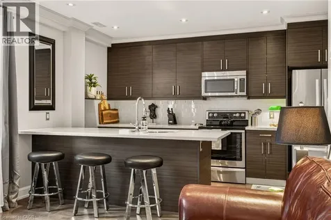 2 King Street West Dundas ON L9H 6Z1