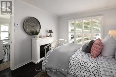 27 Dawson Drive Collingwood ON L9Y 5B4