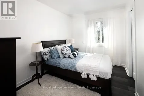 27 Dawson Drive Collingwood ON L9Y 5B4
