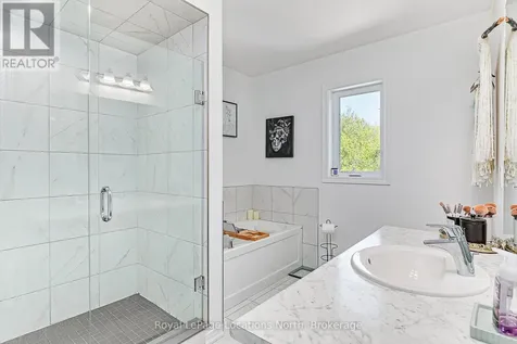 39 George Zubek Drive Collingwood ON L9Y 1M5