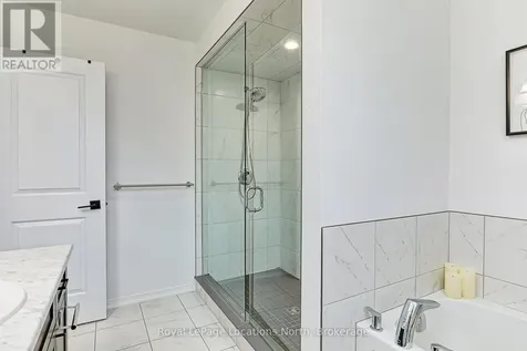 39 George Zubek Drive Collingwood ON L9Y 1M5