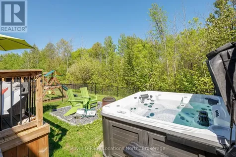 39 George Zubek Drive Collingwood ON L9Y 1M5