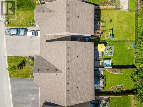 39 George Zubek Drive Collingwood ON L9Y 1M5