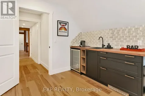 155 Delphi Lane Blue Mountains ON N0H 2P0