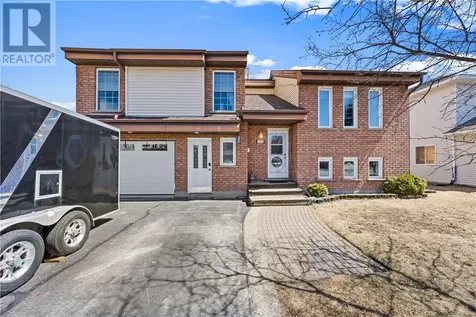 132 Ravina Avenue Garson ON P3L 1B8