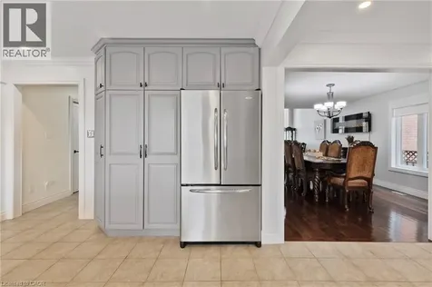 10 Vega Crescent Stoney Creek ON L8E 4S7