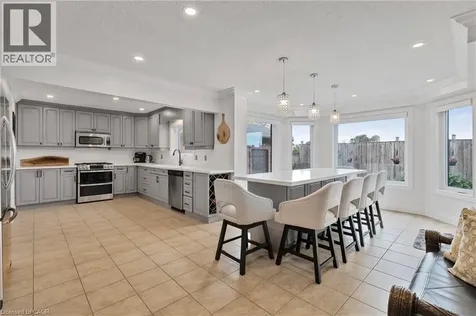10 Vega Crescent Stoney Creek ON L8E 4S7