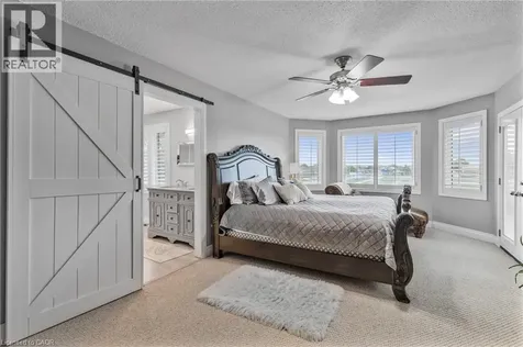 10 Vega Crescent Stoney Creek ON L8E 4S7