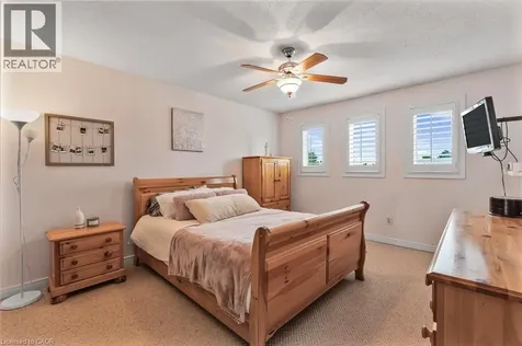 10 Vega Crescent Stoney Creek ON L8E 4S7
