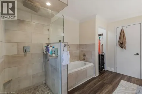 10 Vega Crescent Stoney Creek ON L8E 4S7