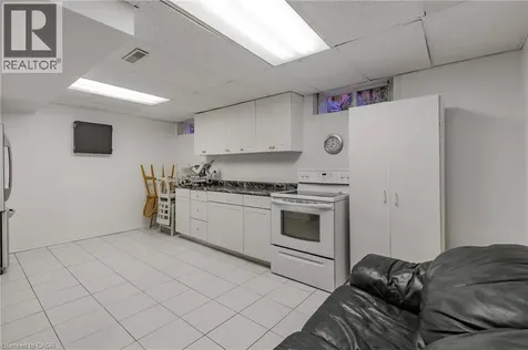 10 Vega Crescent Stoney Creek ON L8E 4S7