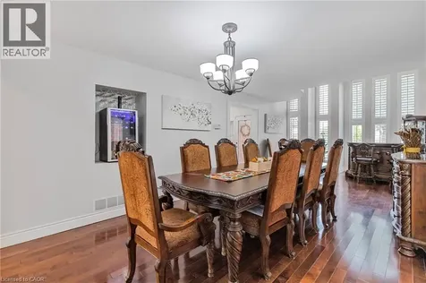 10 Vega Crescent Stoney Creek ON L8E 4S7