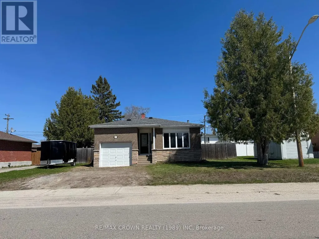 27 Ottawa Street Kapuskasing ON P5N 1Y6