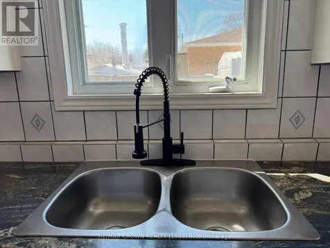 27 Ottawa Street Kapuskasing ON P5N 1Y6