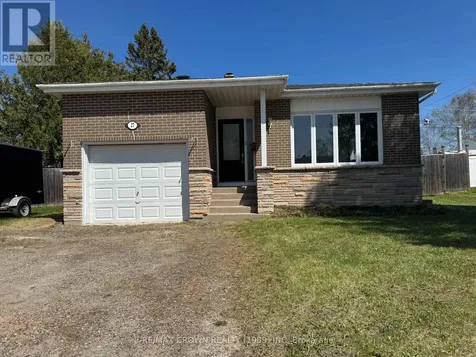 27 Ottawa Street Kapuskasing ON P5N 1Y6