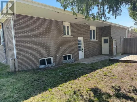 27 Ottawa Street Kapuskasing ON P5N 1Y6