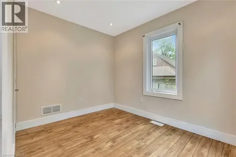121 King Street East Stoney Creek ON L8G 1L2