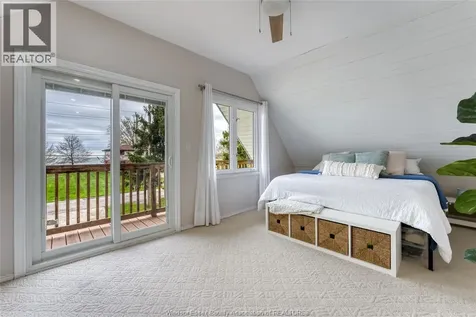 374 Lakewood Drive Amherstburg ON N9V 2Y8