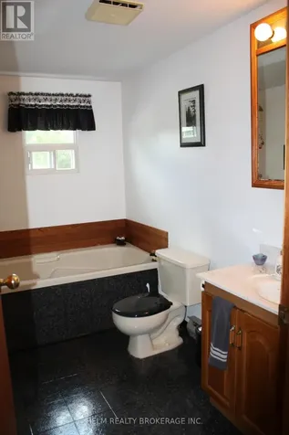 104 Church Street Bonfield ON P0H 1E0