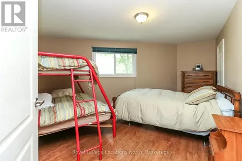 10 Sunset Court Wasaga Beach ON L9Z 2A9