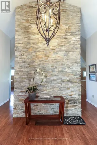 10 Sunset Court Wasaga Beach ON L9Z 2A9