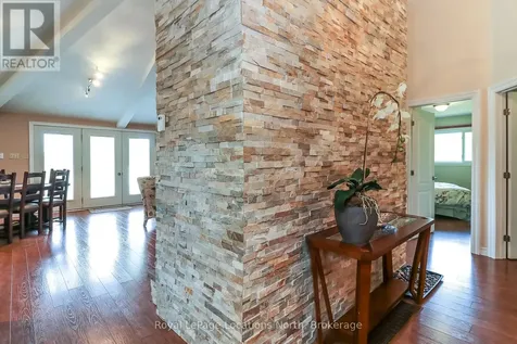 10 Sunset Court Wasaga Beach ON L9Z 2A9