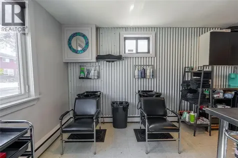 219 Lochiel Street Sarnia ON N7T 4C8