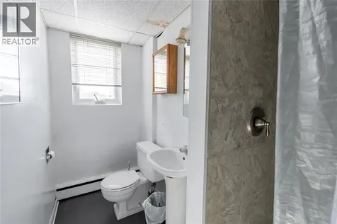 219 Lochiel Street Sarnia ON N7T 4C8