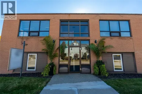 219 Lochiel Street Sarnia ON N7T 4C8