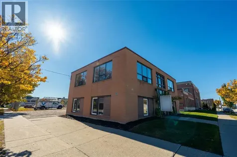 219 Lochiel Street Sarnia ON N7T 4C8
