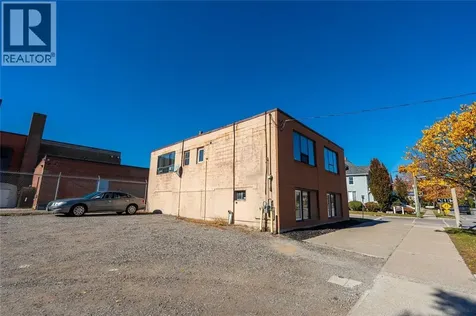 219 Lochiel Street Sarnia ON N7T 4C8