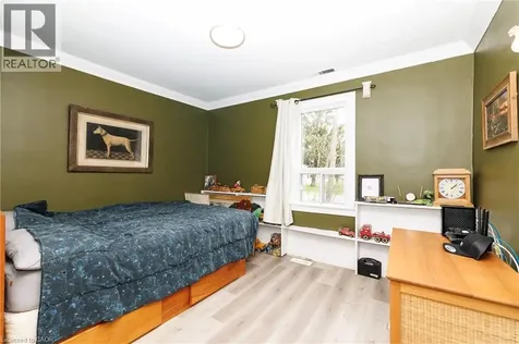 638 Broad Street West Dunnville ON N1A 1T7