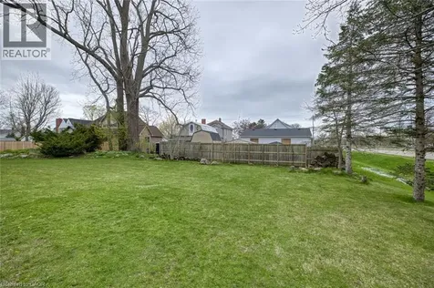 638 Broad Street West Dunnville ON N1A 1T7