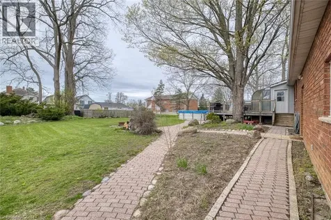 638 Broad Street West Dunnville ON N1A 1T7