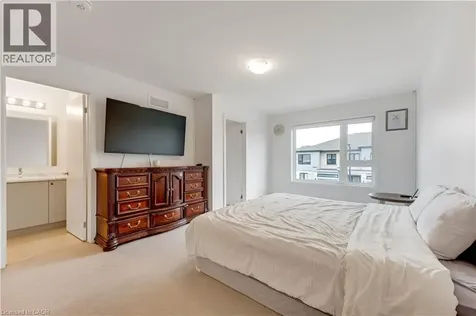 91 Pony Way Kitchener ON N2R 0R8
