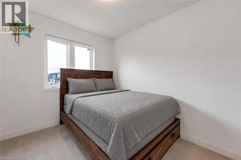 91 Pony Way Kitchener ON N2R 0R8
